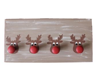 Cuier Reni, 4 agatatori, 20 x 40 cm, pictat manual pe lemn