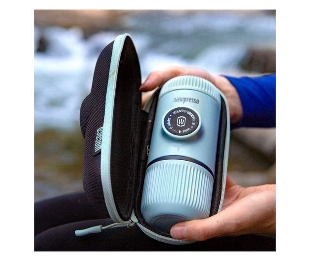 Espressor portabil Wacaco Nanopresso Arctic Blue, 18bar, 80 ml, Pentru cafea macinata, Nu este nevoie de incarcare si baterii, C