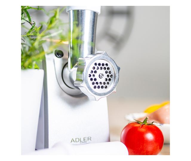 Месомелачка 1500W със сито за кълцане