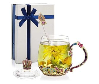 Cana Handmade Mercaton Crown din Sticla Emailata, Transparenta, Termorezistenta, cu Capac si Lingurita, Design Coroana, 320 ml