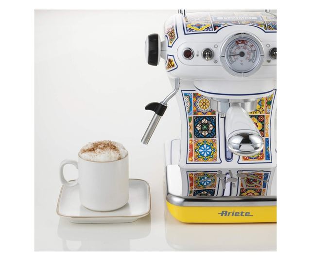Kávéfőző Ariete Positano 1389/1P, 850 W, 15 bar, 0,9 l, Tejgőzölő, őrölt és ESE hüvely, fehér/sárga