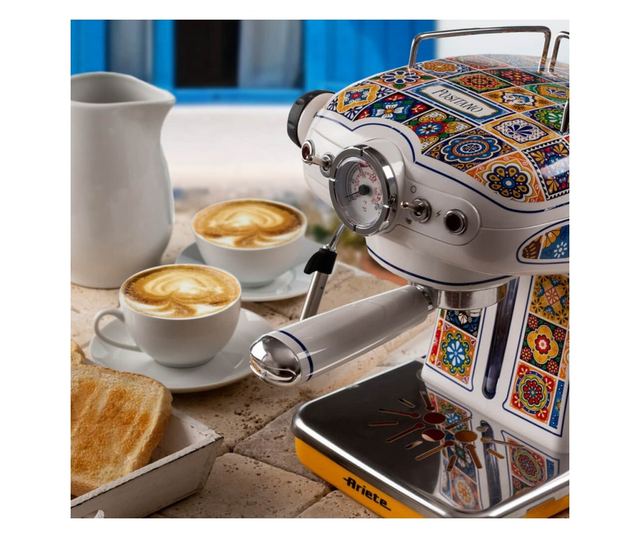 Kávéfőző Ariete Positano 1389/1P, 850 W, 15 bar, 0,9 l, Tejgőzölő, őrölt és ESE hüvely, fehér/sárga