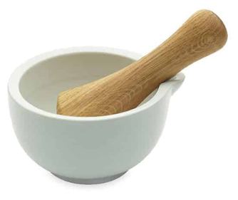 Mozsár mozsártörővel Legnoart, Pressum, kerámia és kiváló minőségű tölgyfa, kézműves kivitel, fehér