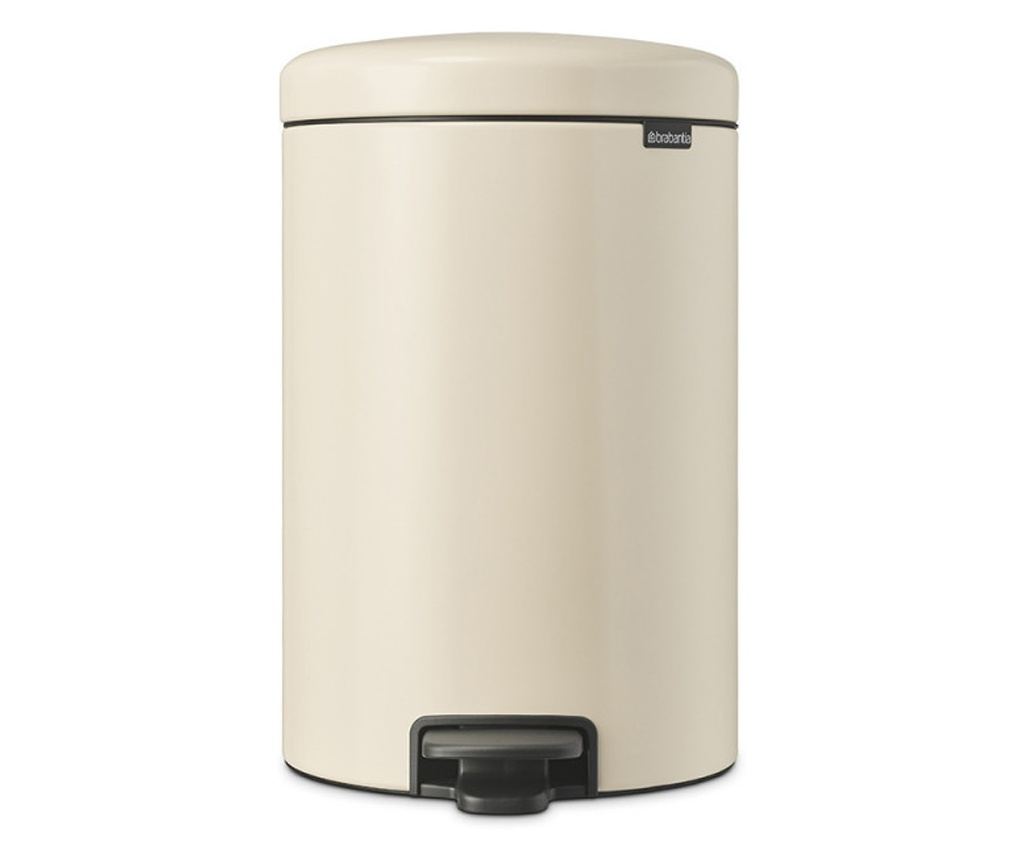 Brabantia NewIcon pedálos szemetes 1005535, 20 l, lágyan záródó, csúszásgátló aljjal, bézs - 2