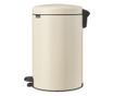 Brabantia NewIcon pedálos szemetes 1005535, 20 l, lágyan záródó, csúszásgátló aljjal, bézs thumbnail 4