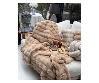 Presvlaka za sofu LOYALTY