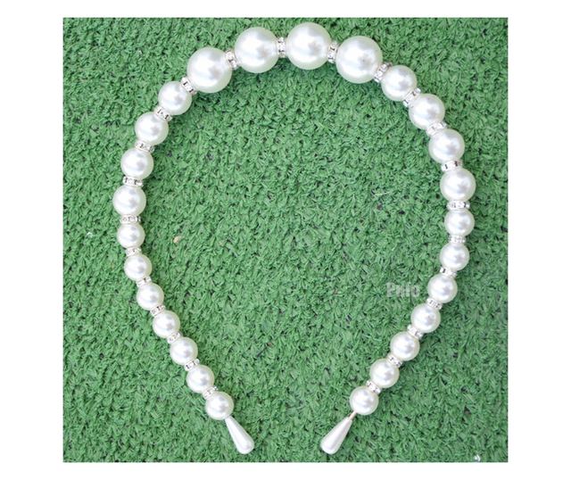 Cordeluta eleganta Pufo Pearl pentru par cu margele albe, tip perle