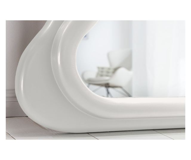 Oglindă de perete, Alb