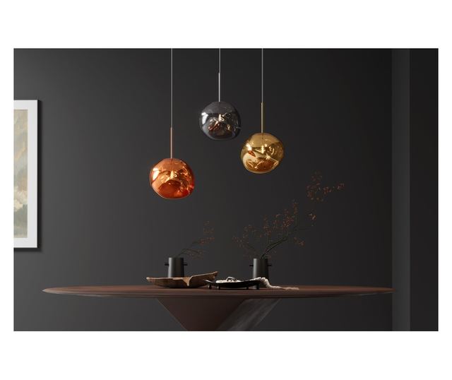 Lumină Suspendată, Gri