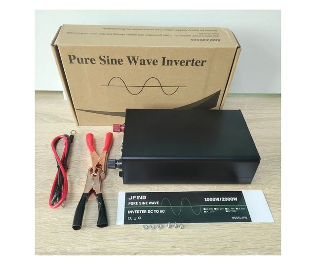 JFIND JF02 autós inverter, tiszta szinuszhullámú, 12V-ról 220V-ra, 1000W folyamatos, 2000W csúcs, LCD kijelző, többszörös védele