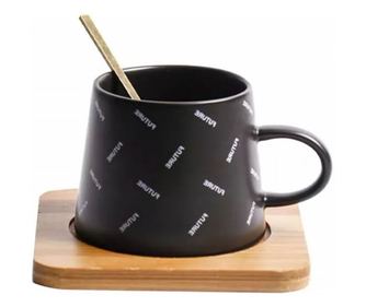 Керамична чаша с дървена поставка и лъжица Pufo Future за кафе или чай, 220 ml, черна