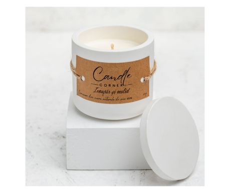 Kézzel készített illatos gyertya 100% természetes szójaviaszból, Boróka és luc aroma, Kerámia tartály, 150 g