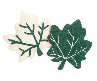 Детска възглавница Little Fall с малки листа за детска стая