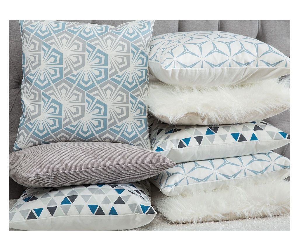 DAISY Decorative Pillow Set of 2 Faux Fur 45 x 45 cm Light Beige Solid Color