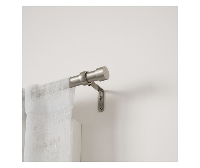 Srebrna karniša za zavjese