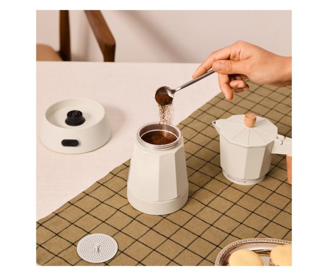 Espressor moka pot electric CREATE, 300 ml víztartály kapacitás, akár 6 csésze kávéhoz is alkalmas, elkészítési idő 5 perc, mele