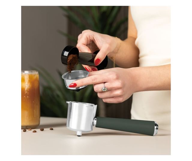 Berlinger Haus BH/9857 eszpresszógép 3 az 1-ben matt zöld Nordic