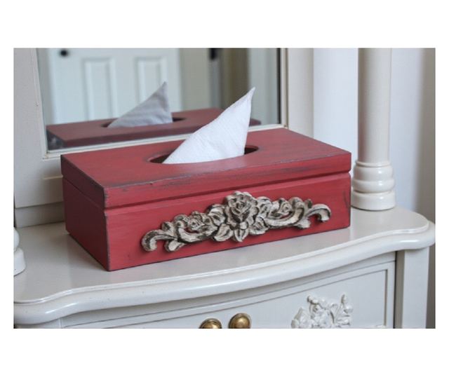 Fából készült szalvétatartó, kézzel festett, vintage piros mintával és faragott díszítéssel