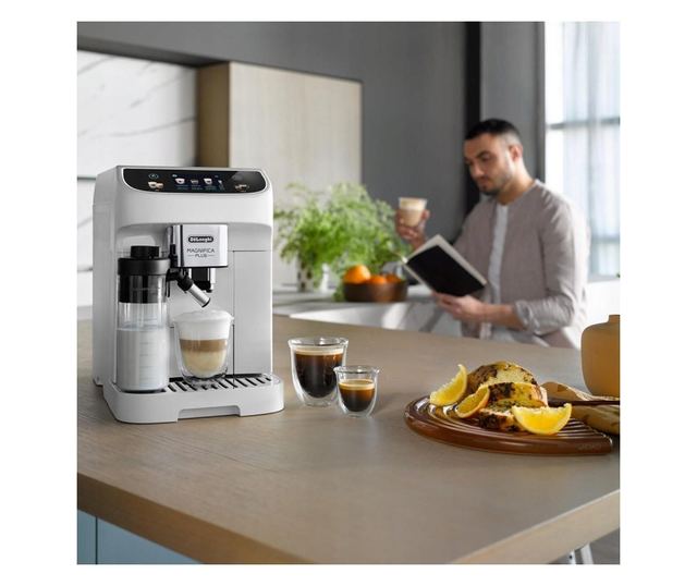 Kávéfőző DeLonghi Magnifica PLUS ECAM 320.60.W, 1450W, 15 bar, 1,8l, 15 program, 13 őrlési fokozat, TFT érintőképernyő, LatteCre