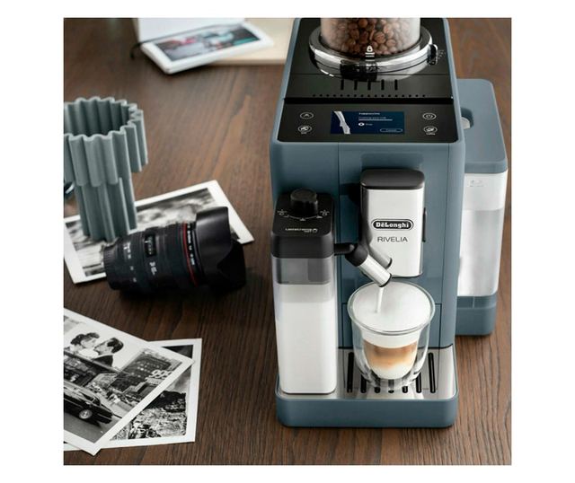 DeLonghi Rivelia Eszpresszógép, Kőris Szürke, 1450W, 19 bar, 1.4L, TFT Érintőképernyő, Twin Shot, Bean Adapt, 17 Ital