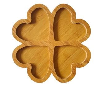 Platou Rustic din Bambus ABYZ pentru Aperitive, 4 Compartimente Tip Inima, Diametru 30 cm, Design Natural