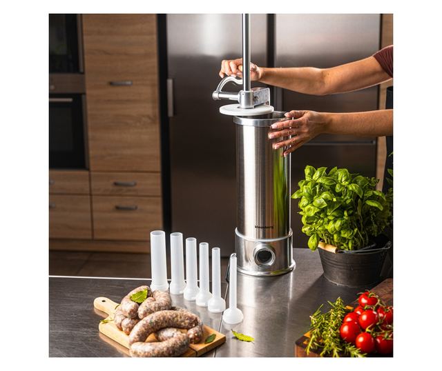 Klausberg KB 7927 kolbásztöltő gép, 5 kg, kézi, 14-35 mm, 6 tölcsér, rozsdamentes acél