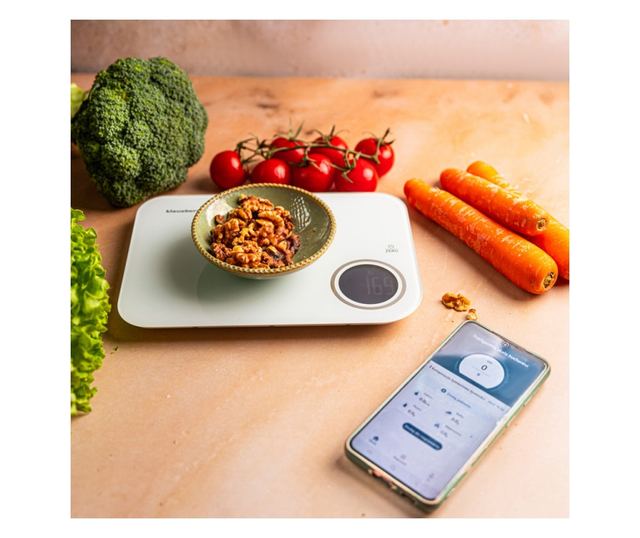 Klausberg KB 7938 konyhai mérleg, 5 kg, Bluetooth, mobilalkalmazás, LCD, tára, 4 jelző, folyadékok, jelzők, fehér/kék