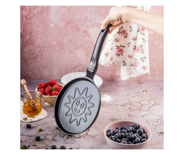 Klausberg KB 7972 Palacsintasütő, 18 cm, Napdombornyomott Alj, Tapadásmentes Bevonat, PFOA-mentes, Indukciós, Fekete