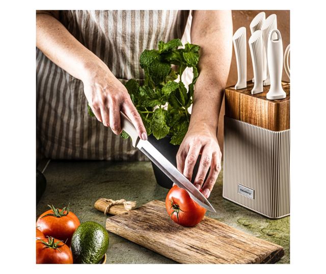 Klausberg KB 7984 késkészlet, 8 darabos, rozsdamentes acél, hegyező, akácfa állvány, bézs/fa