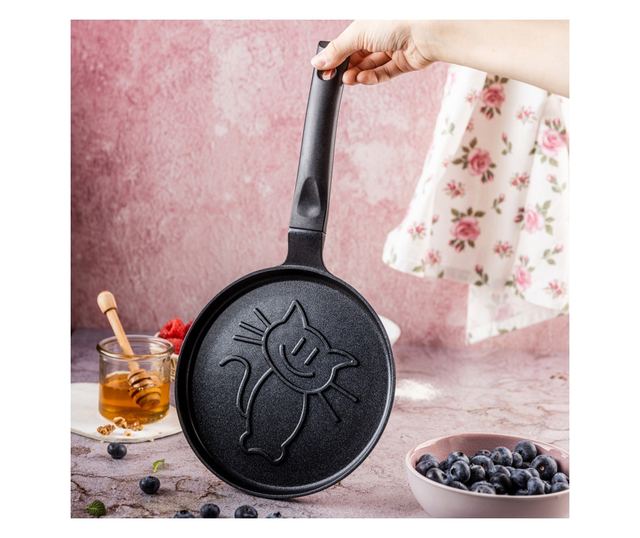 Klausberg KB 7973 Palacsintasütő, 18 cm, Dombornyomott Alj Kitten Mintával, Tapadásmentes Bevonattal, PFOA-mentes, Indukciós, Fe