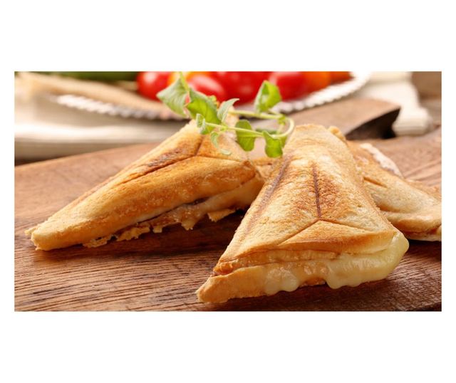 Szendvicssütő Philips HD2331/90 Series 3000, 750 W, 2 szelet/4 háromszög alakú szendvicshez, Tapadásmentes alumínium lapok, Feke