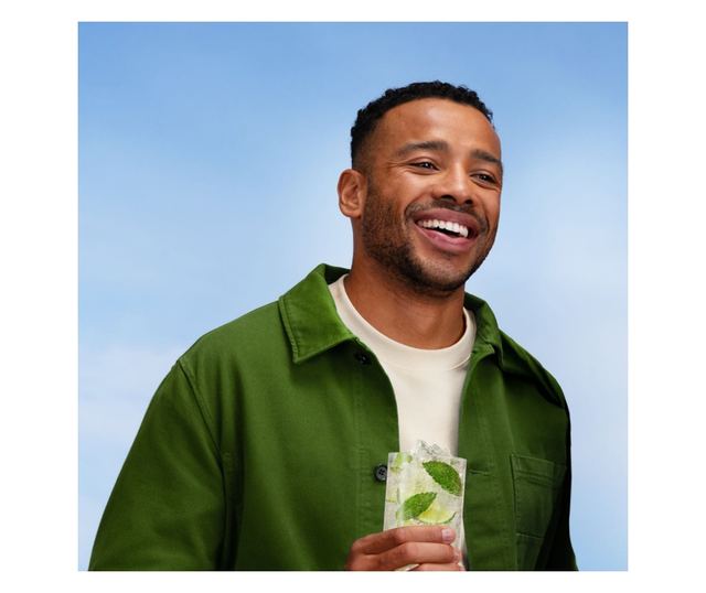 SodaStream ART szénsavasvíz-készítő, 1L, manuális szénsavasítás, 2 fokozat, BPA-mentes, fekete/ezüst