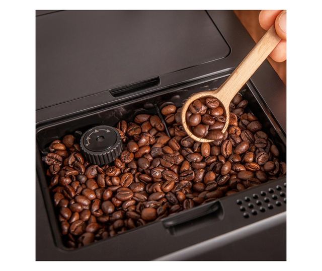 Automata eszpresszógép darálóval, Cecotec, Cremmaet Compactccino, fekete