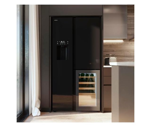 Side-by-side hűtőszekrény borhűtővel, Cecotec, Bolero CoolMarket, 529 liter, fekete