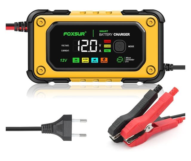 FOXSUR 12V 7A digitális autós egyenirányító LED kijelzővel, autó- és motorakkumulátor töltés 4Ah-140Ah, impulzusjavító funkció,