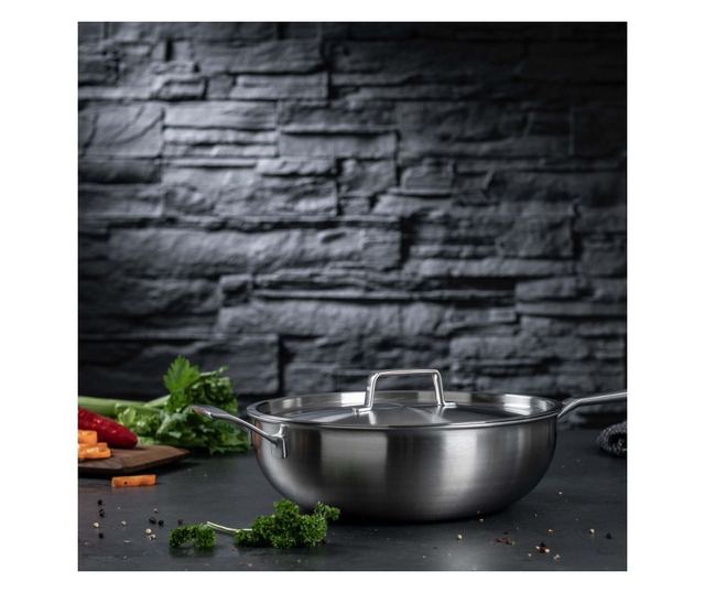 Kuhn Rikon Wok serpenyő rozsdamentes acél fedővel, Culinary Fiveply, Ø 28 cm, 4 liter, ideális szószokhoz és pároláshoz, 5 réteg