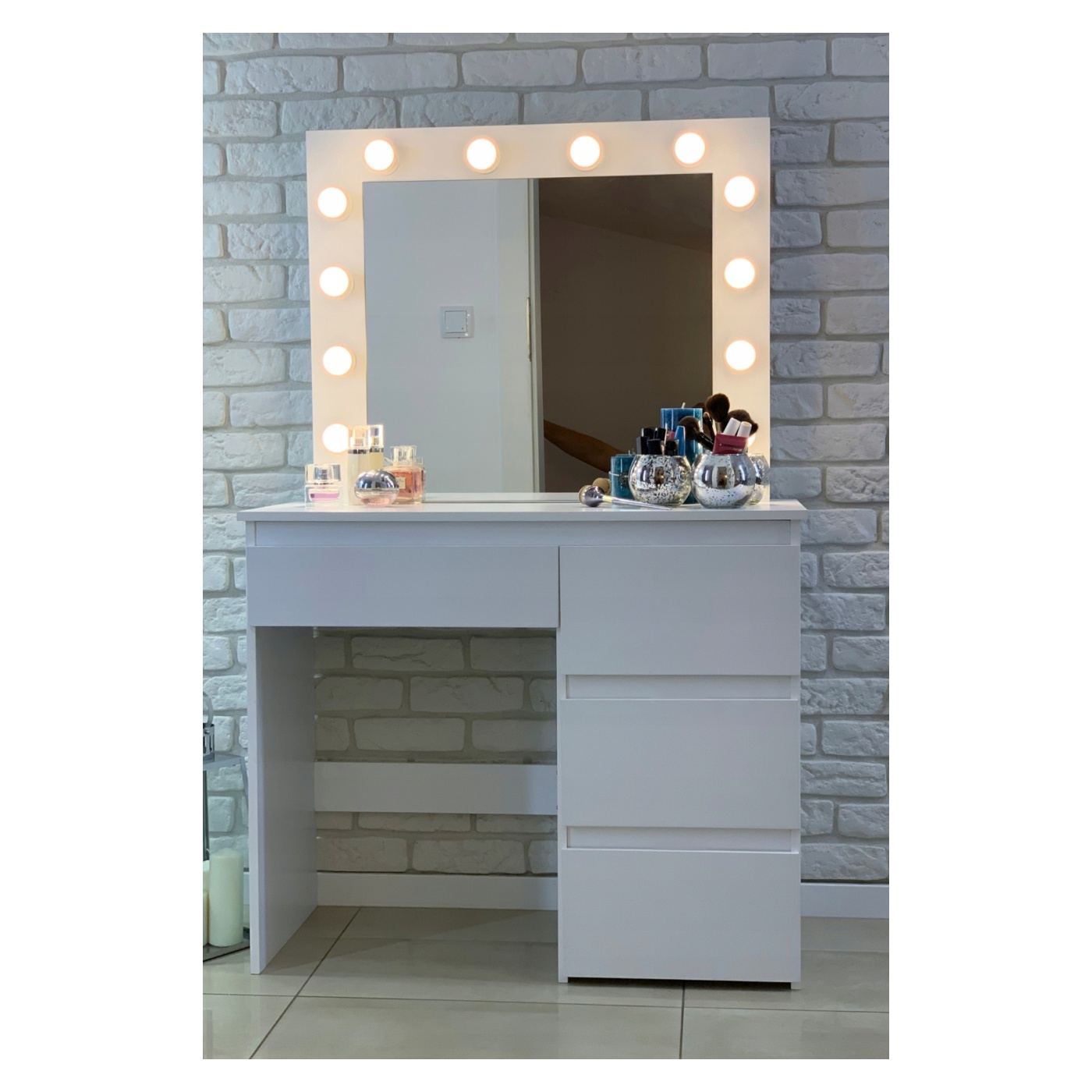 Холивудска професионална тоалетка с 4 чекмеджета и 12 LED лампи, 90x40x140 см, Модерна, Бяла - 10