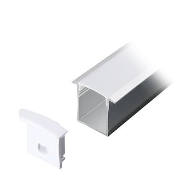 Montaža aluminijastega profila za LED trakovo, dolžine 2 metra, širine 30 mm, bela barva.