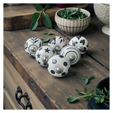 6 ks Ručně malovaná porcelánová sada úchytek na nábytek ve vintage stylu