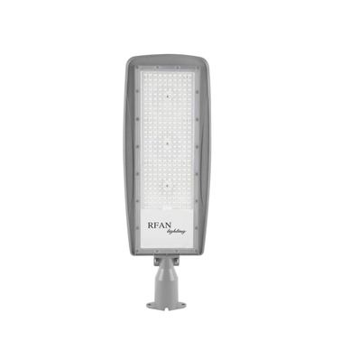 Proiector LED Stradal, Cu Senzor de Lumina, Model YC00008, Rezistent la Apa IP65, Lumina Rece 6500K, 220V, 150W