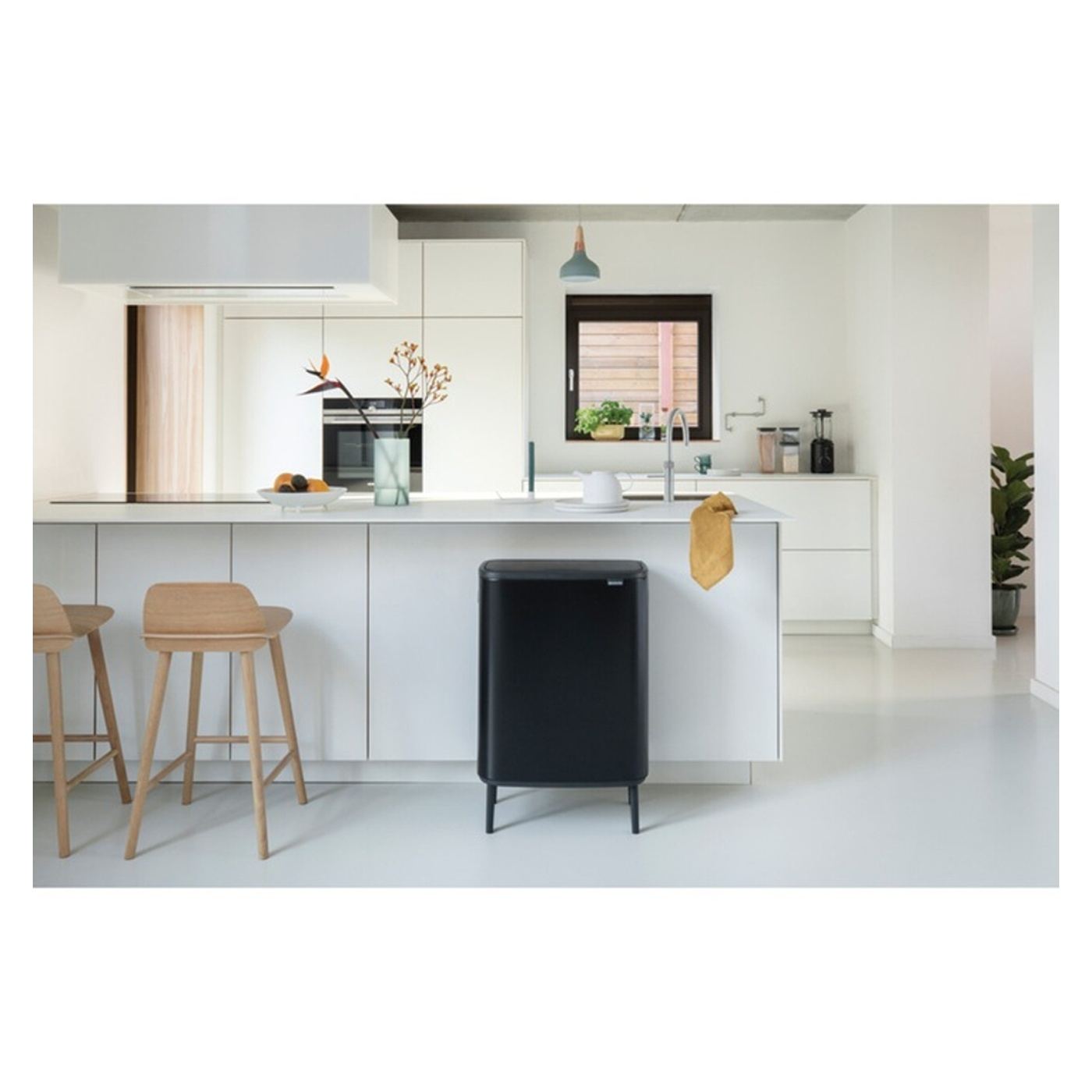 Кофа за боклук с крака, Brabantia, Bo Touch Bin Hi, 2 x 30 литра, матово черна - 2