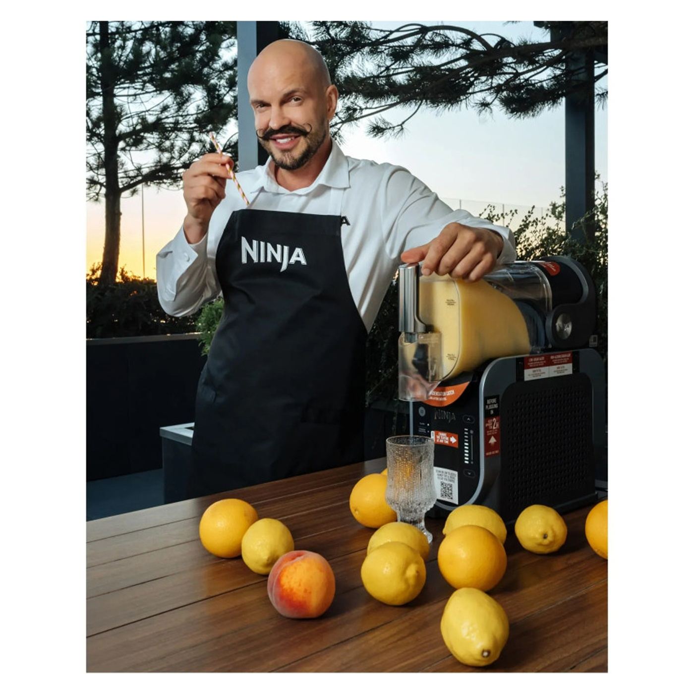 Συσκευή για παγωμένα ποτά Ninja Slushi FS301EUOR, 200W, 5 λειτουργίες, Χωρητικότητα 1.9 L, RapidChill, Whisperchill, Πορτοκαλί - 9