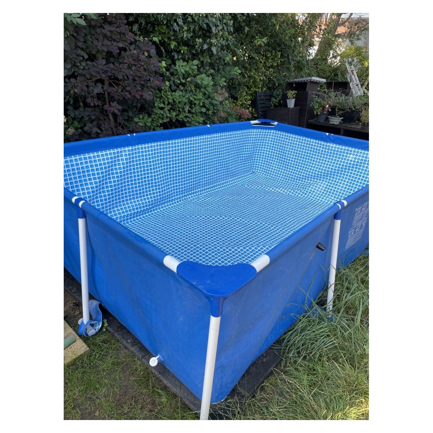 Intex Metal Frame Medence, 260x160x65 cm, 2.300 Liter - 7
