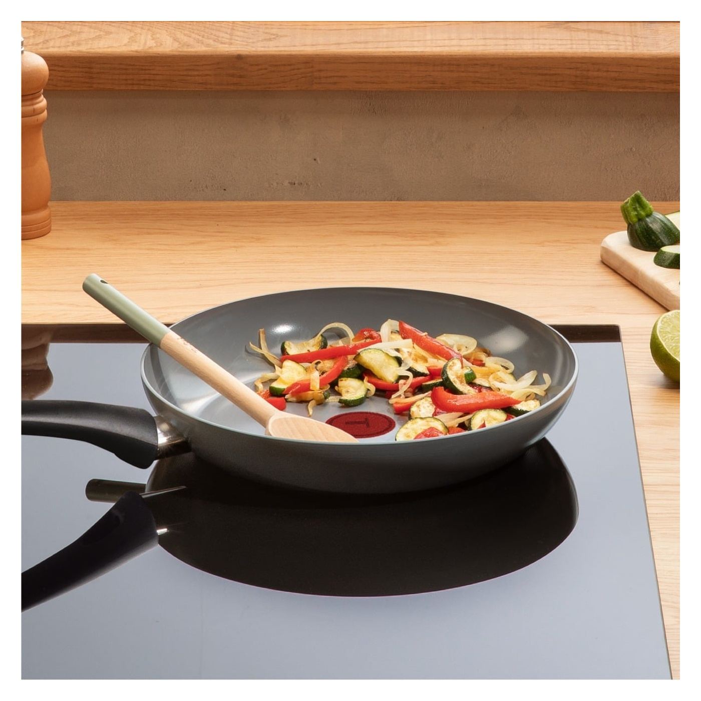 Tefal Renewal Kerámia serpenyő G0170702, 30 cm, Alumínium, Inoceram tapadásmentes kerámia bevonat, Thermo-Signal™, Indukciós, Sz - 6