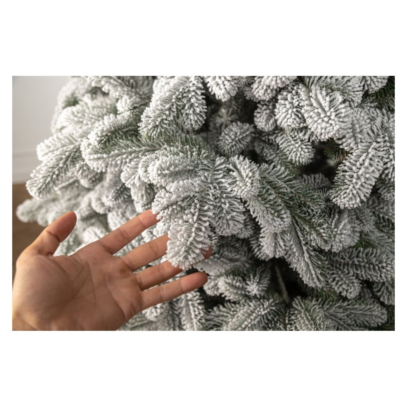 Műfenyő Deluxe, Kovalivka Select Hóval Borított, Integrált 3D, 230cm - 25