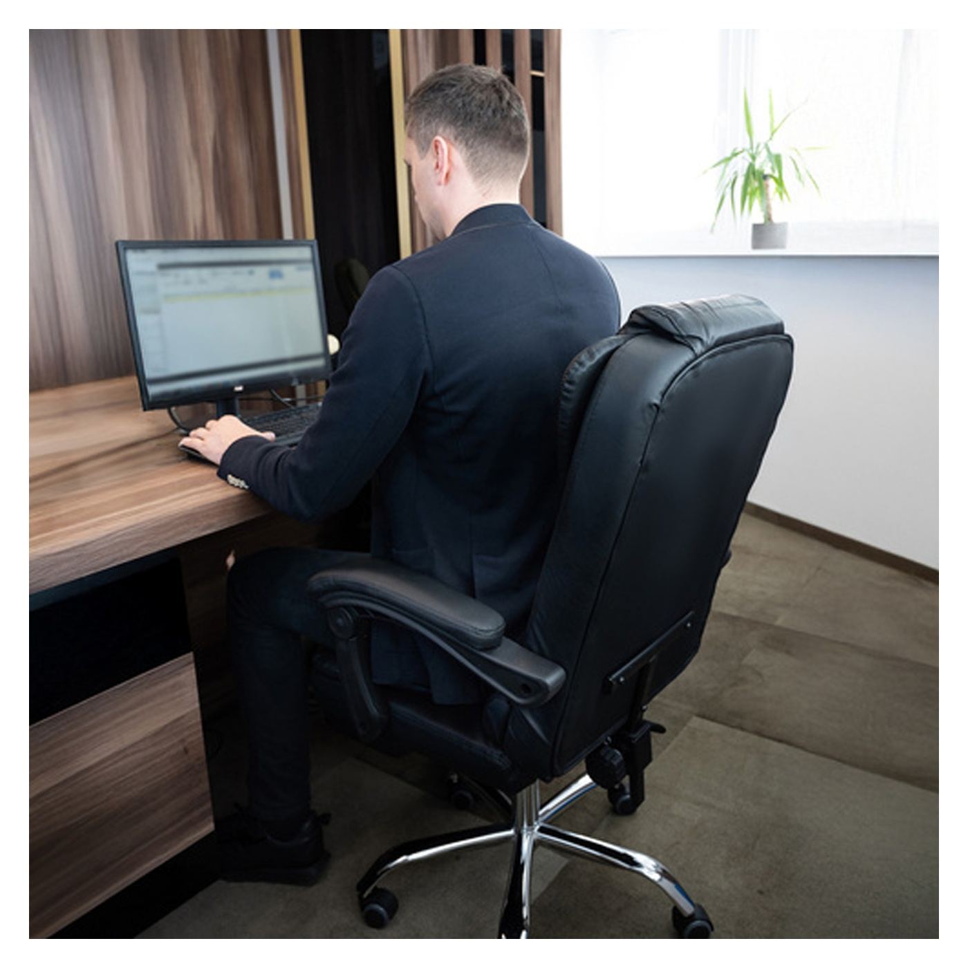 Irodai szék lábtartóval Malatec 26195 – Fekete ergonomikus szék - 12
